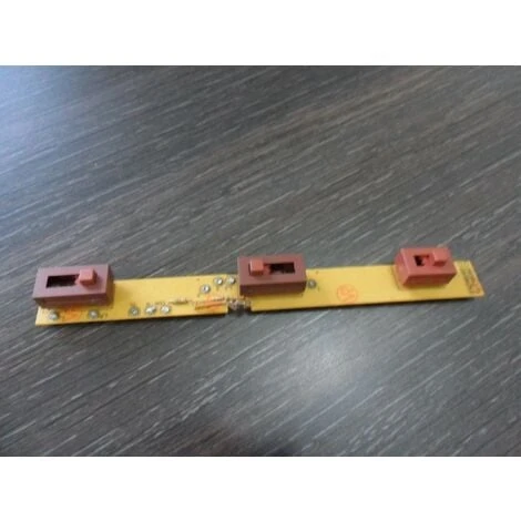 CARTE DE COMMANDE POUR HOTTE THOMSON 1 CARTE DE COMMANDE POUR HOTTE THOMSON